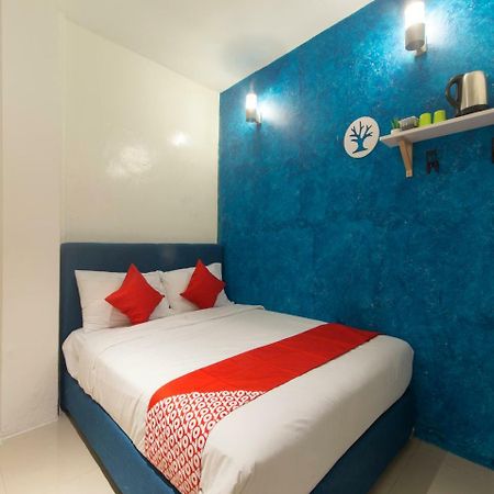 Oyo 90121 Summer House Bed & Cafe Kuala Lumpur Exterior photo